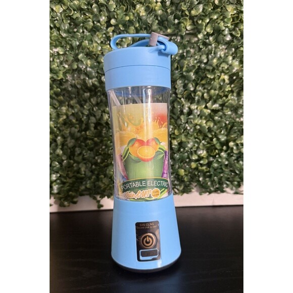 Portable mini Rechargeable Personal Juicer Blender Travel Cup NEW— BLUE 13 OZ - Picture 1 of 7